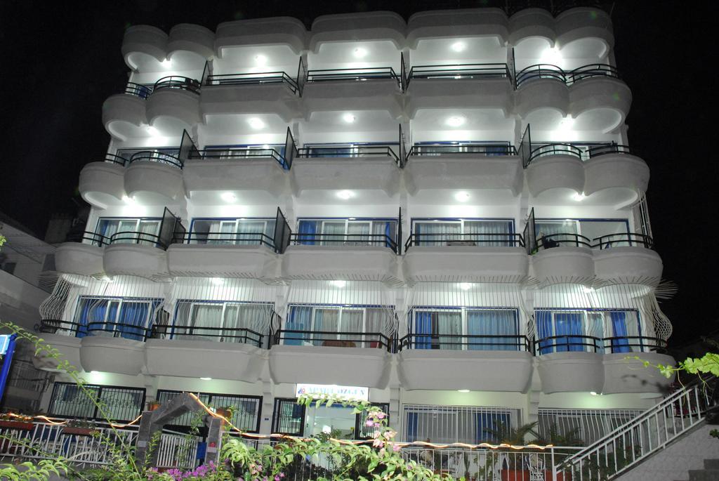 Ozgun Apart Hotel Кушадаси Номер фото